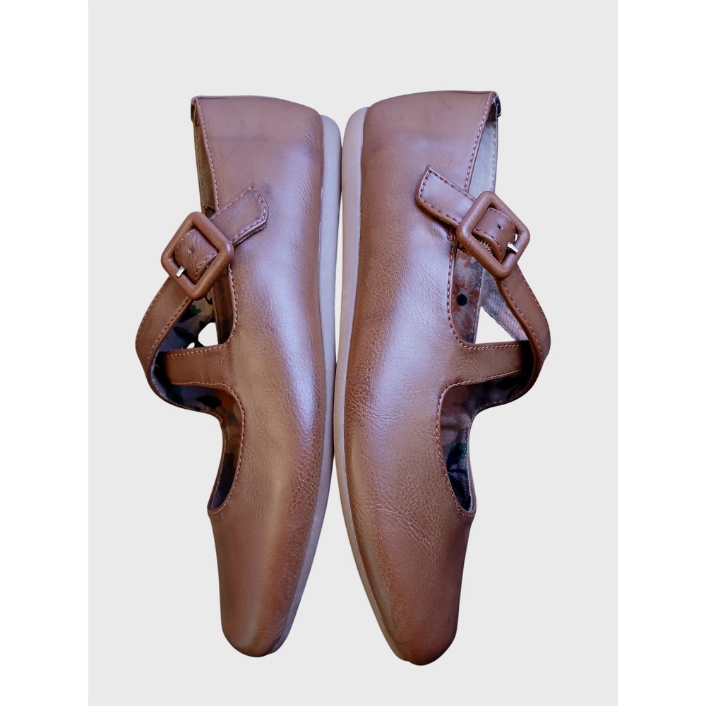 b.o.c. Women Tan Brown Crisscross Mary Jane Flats Square Toe BC0044416 Size 7M - Picture 7 of 9